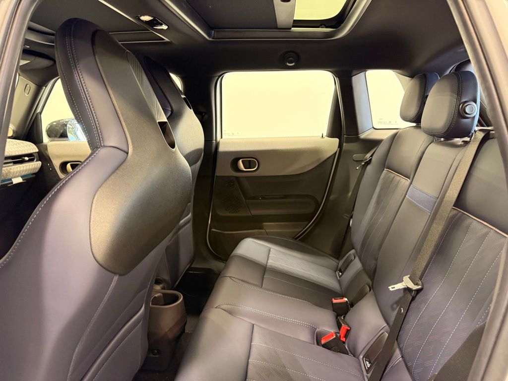 Thumbnail: 2026 MINI Cooper - 21