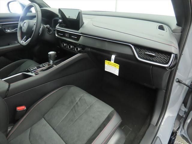 Thumbnail: 2025 Acura ADX - 18