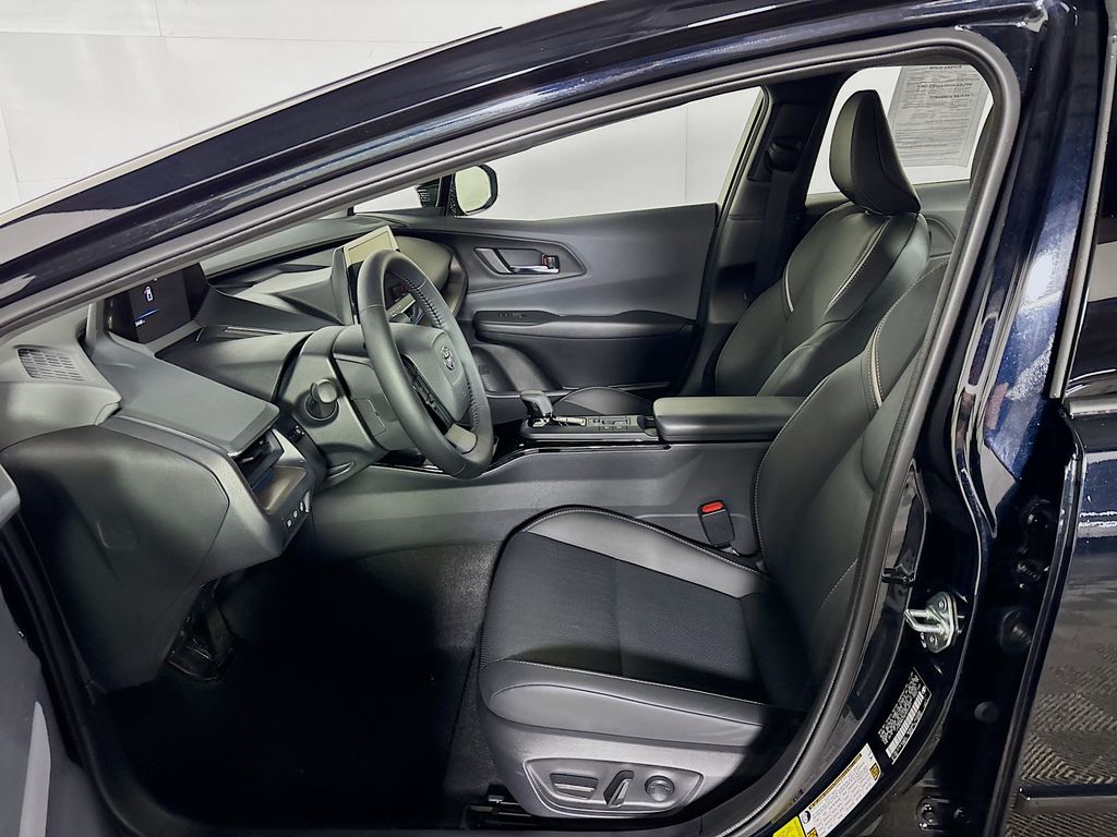 2024 Toyota Prius XLE