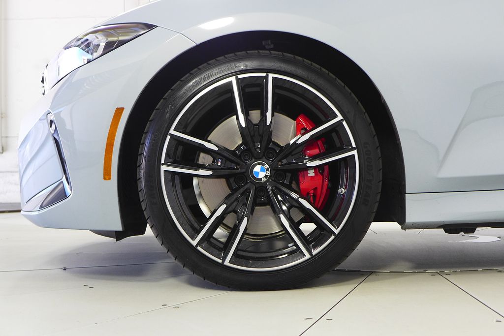 Thumbnail: 2025 BMW 3 Series - 5