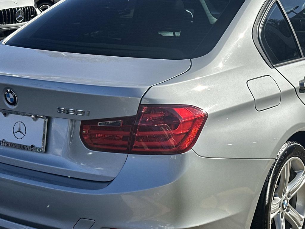 Thumbnail: 2014 BMW 3 Series - 8