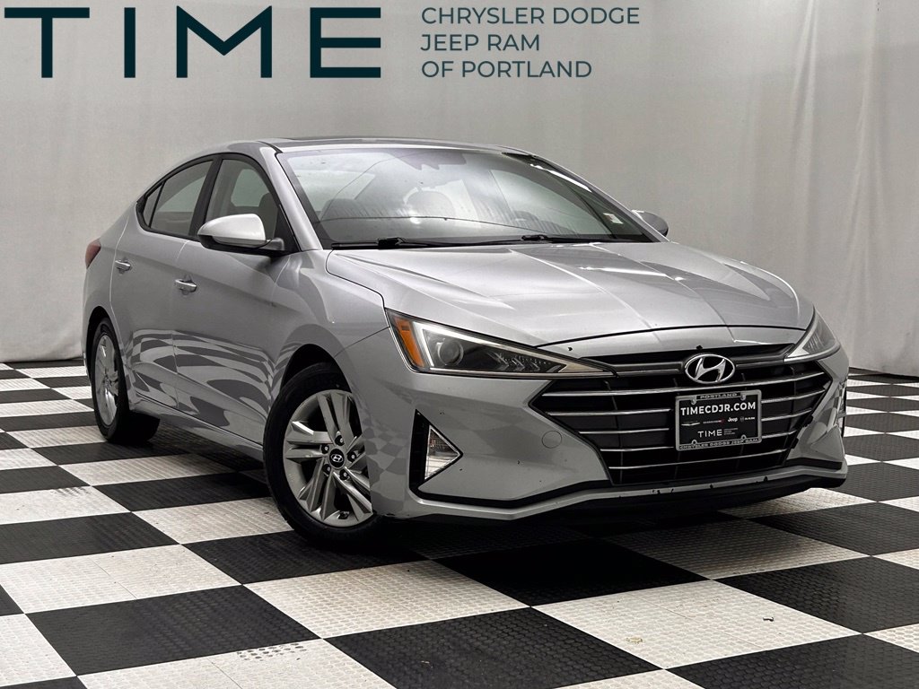 Stellar Silver 2020 Hyundai Elantra Sedan Front-Wheel Drive Continuously Variable Transmission