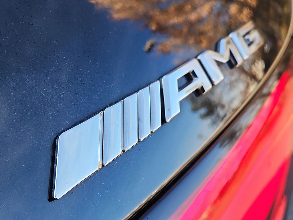 Thumbnail: 2025 Mercedes-Benz GLC - 31