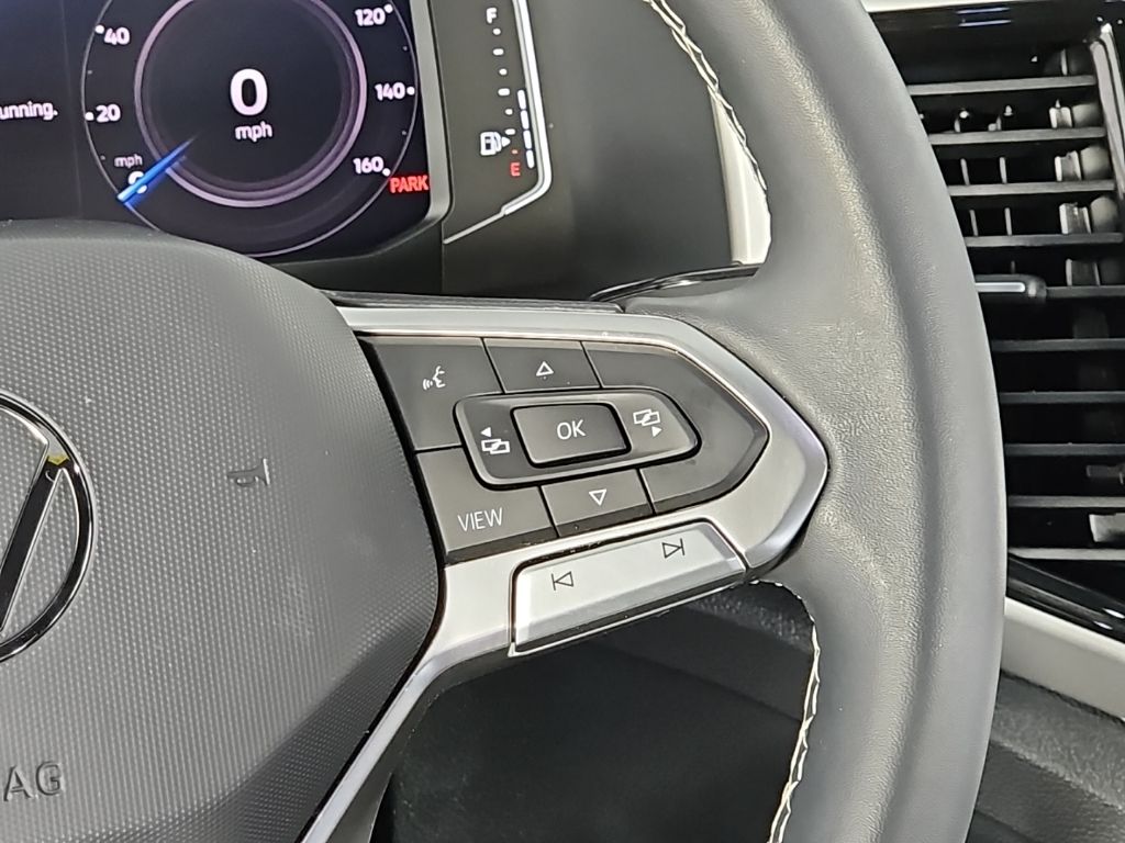 Thumbnail: 2023 Volkswagen Atlas - 28