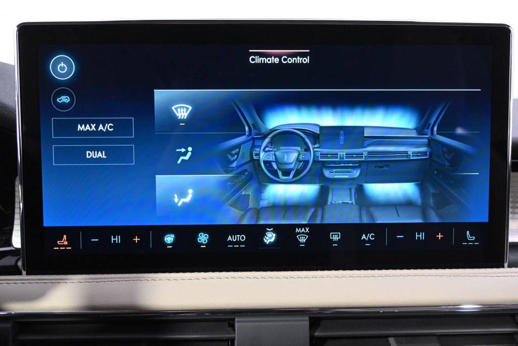 New 2026 Red Lincoln Premiere image 30