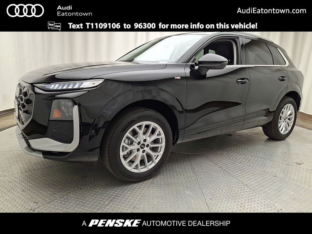 Mythos Black Metallic 2026 Audi Q3 SUV / Crossover 7-Speed Automatic