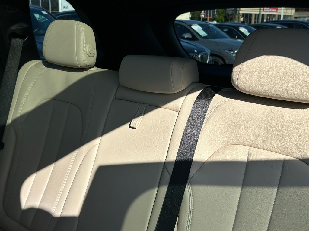 2022 BMW X5 xDrive45e 31