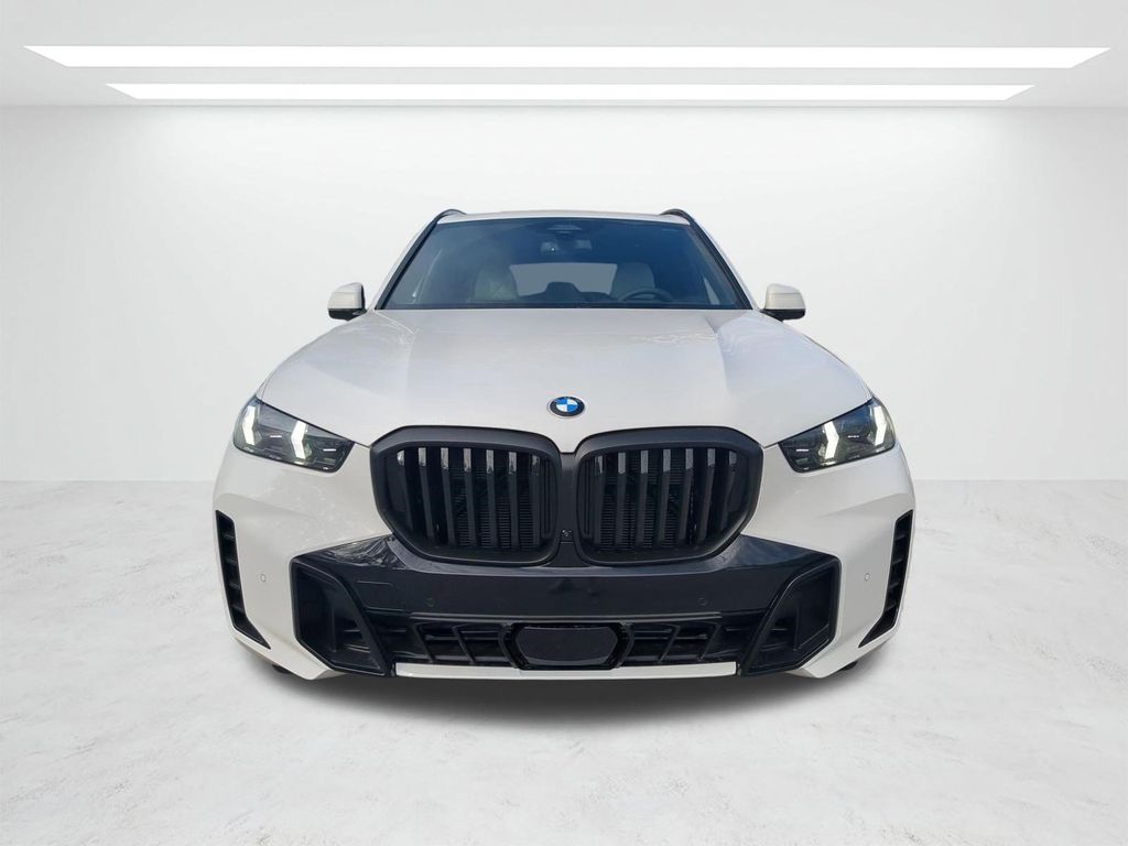 New 2026 White BMW xDrive40i image 9