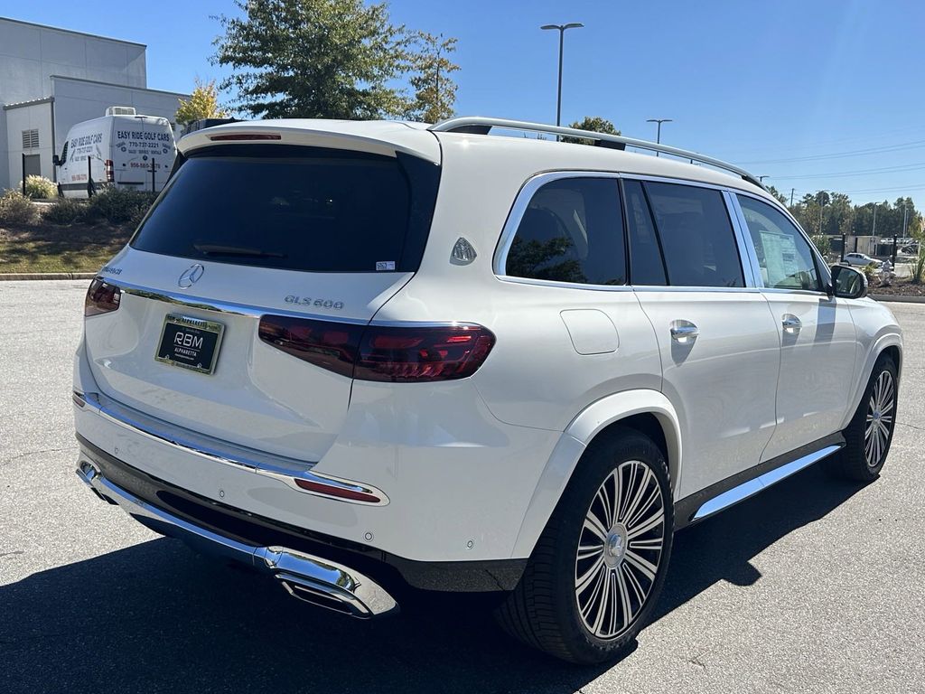 2025 Mercedes-Benz GLS Maybach GLS 600 8