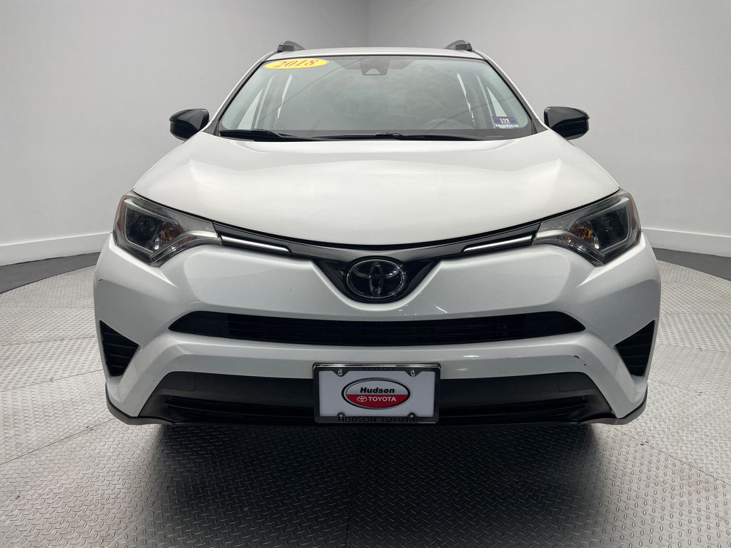 Thumbnail: 2018 Toyota RAV4 - 2