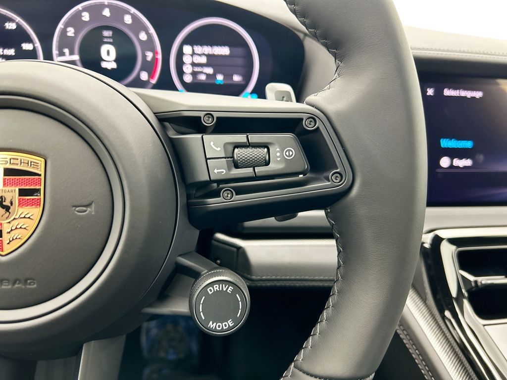 Thumbnail: 2026 Porsche Panamera - 15