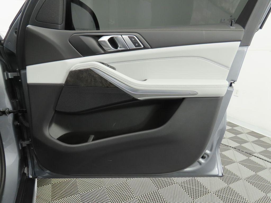 Thumbnail: 2024 BMW X5 - 26