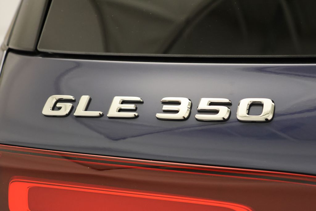 Thumbnail: 2026 Mercedes-Benz GLE - 9