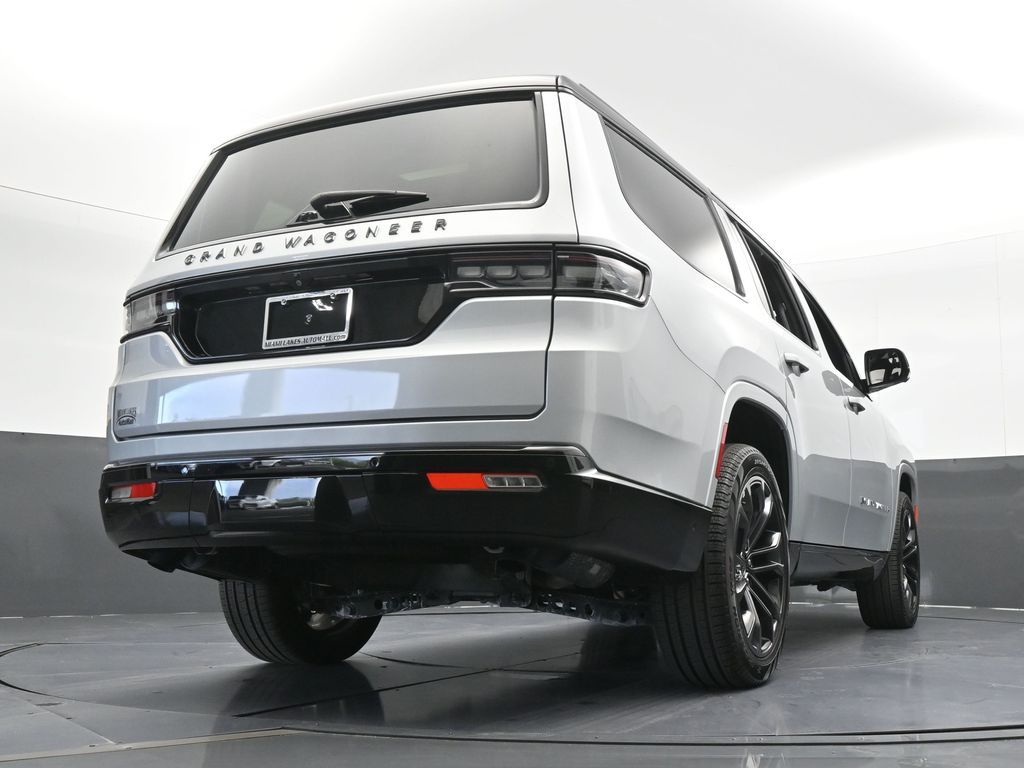 Used 2024 Silver Zynith Jeep Series II image 23