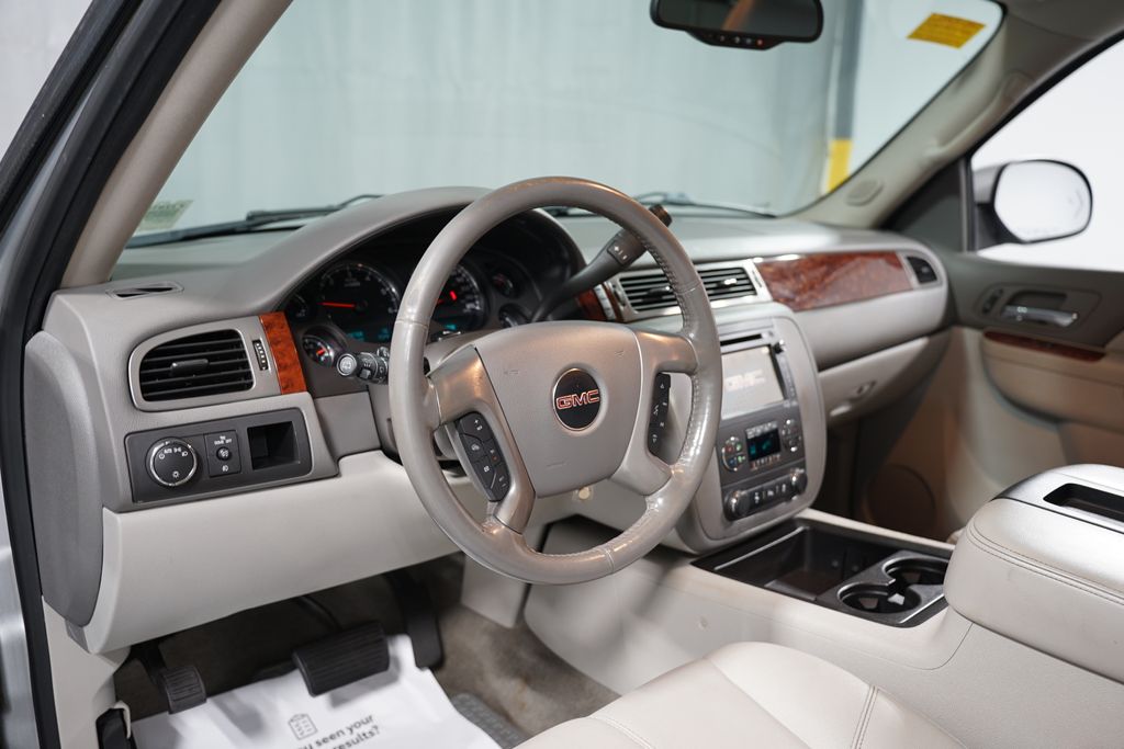 2013 GMC Yukon XL SLT 12