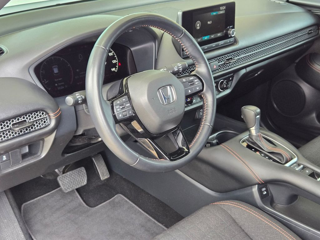 Used 2025 Honda HR-V SUV