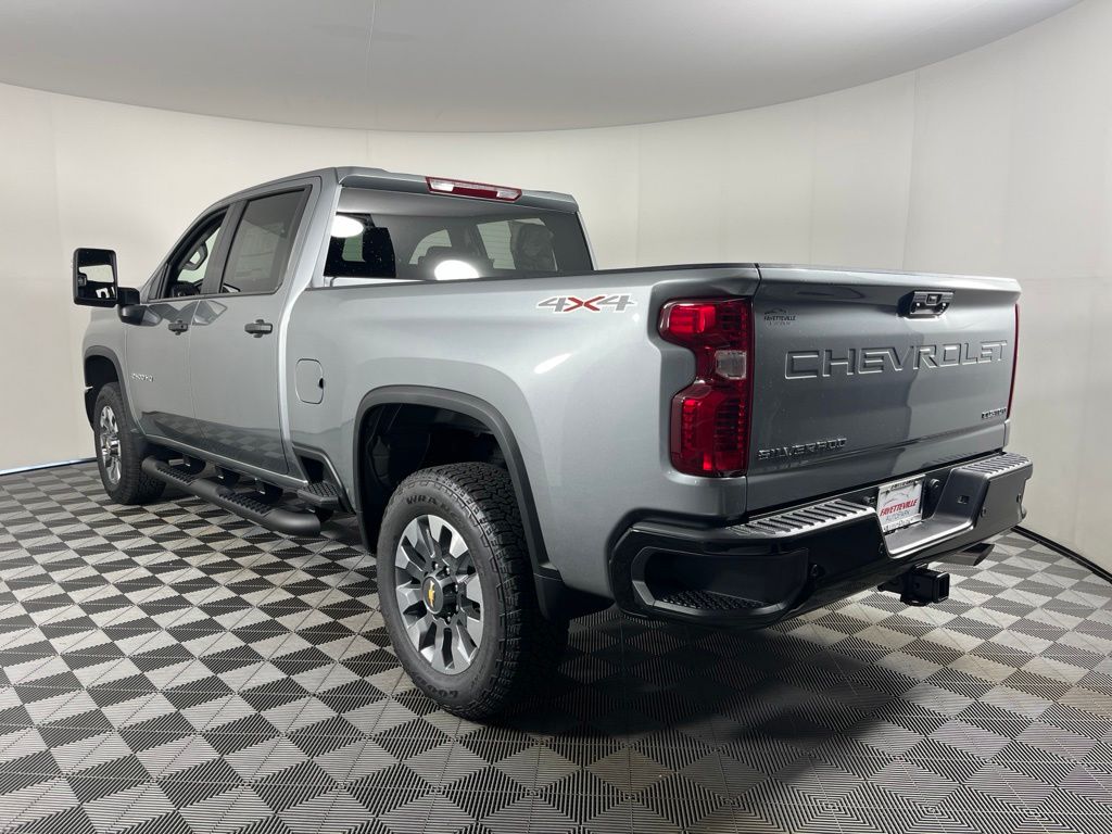Thumbnail: 2026 Chevrolet Silverado 2500 - 3