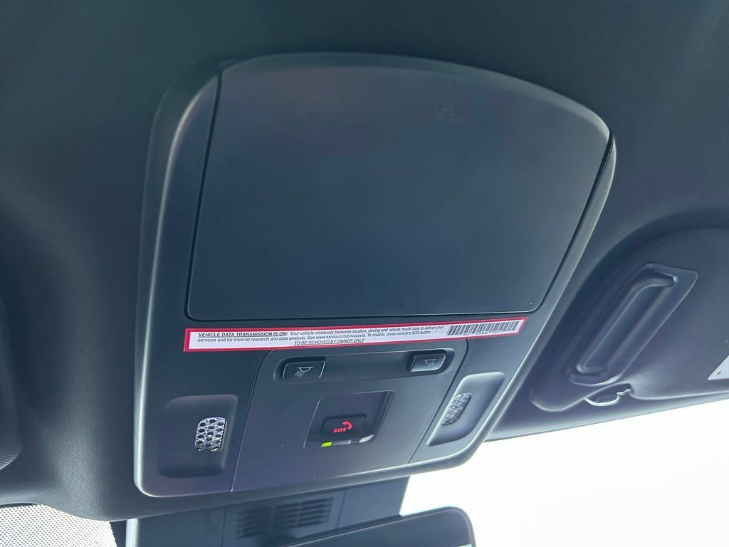 Thumbnail: 2025 Toyota Camry - 29