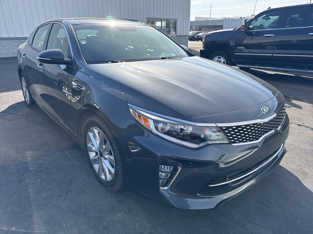 2018 Kia Optima S 5