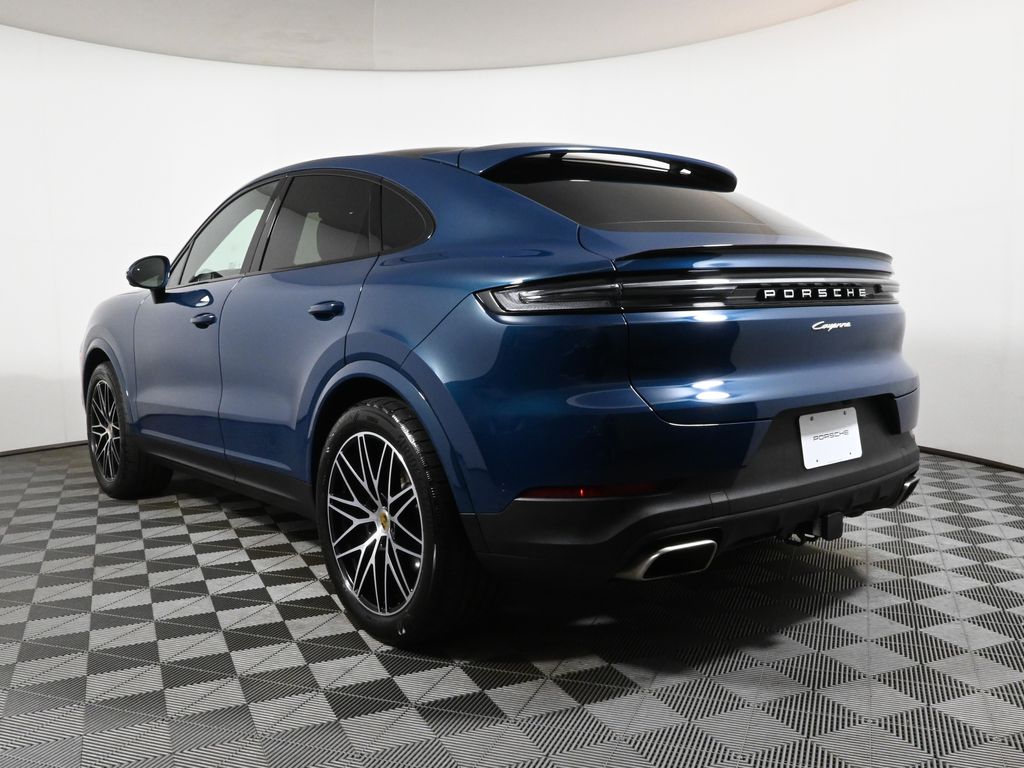 Thumbnail: 2024 Porsche  - 3