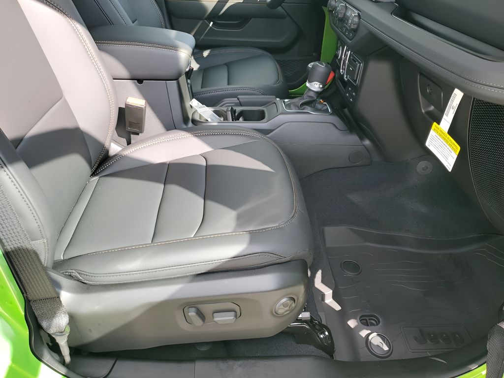 New Car 2025 Jeep Gladiator  For Sale Under $50,000 In Austin, Texas