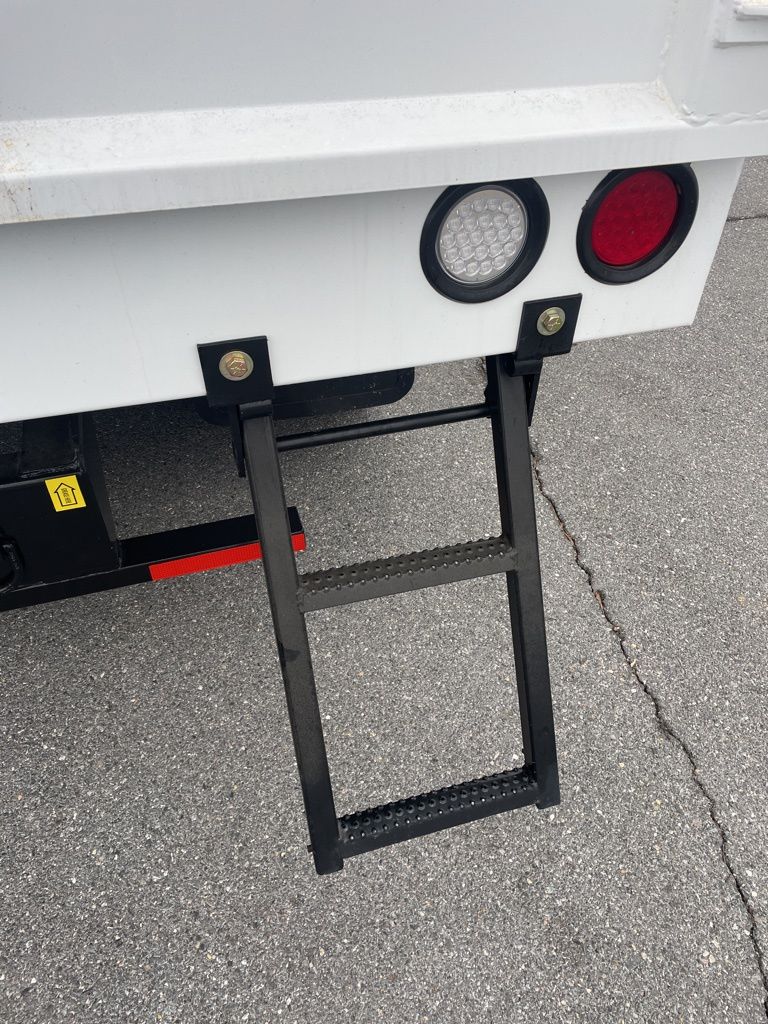 2025 Ford F-750 Diesel 