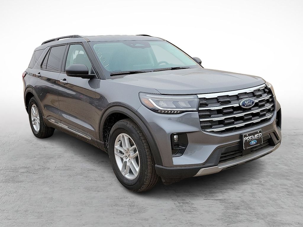 2025 Ford Explorer Active RWD