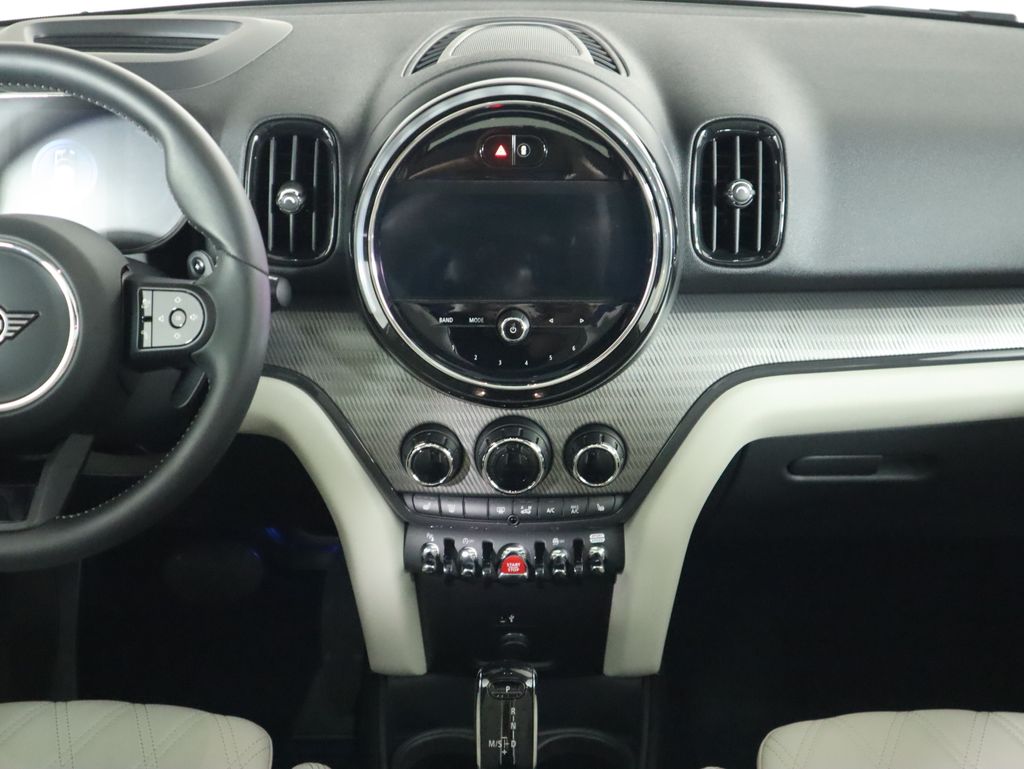 2023 MINI Cooper Countryman Iconic 14