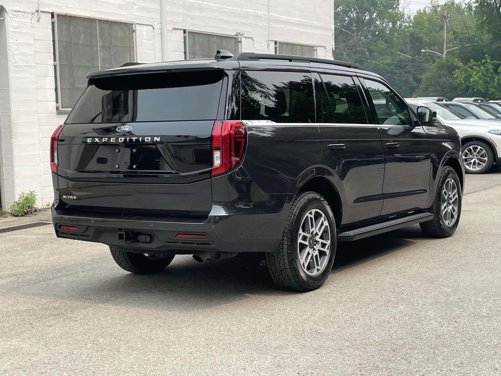 2025 Ford Expedition Active - 6