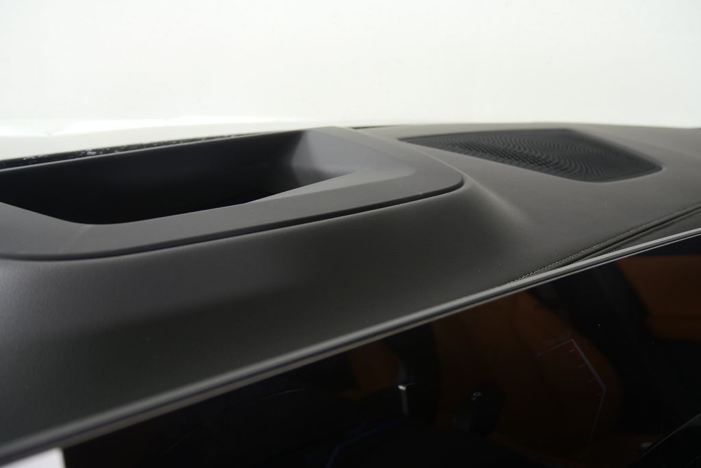 Thumbnail: 2026 BMW X6 - 18