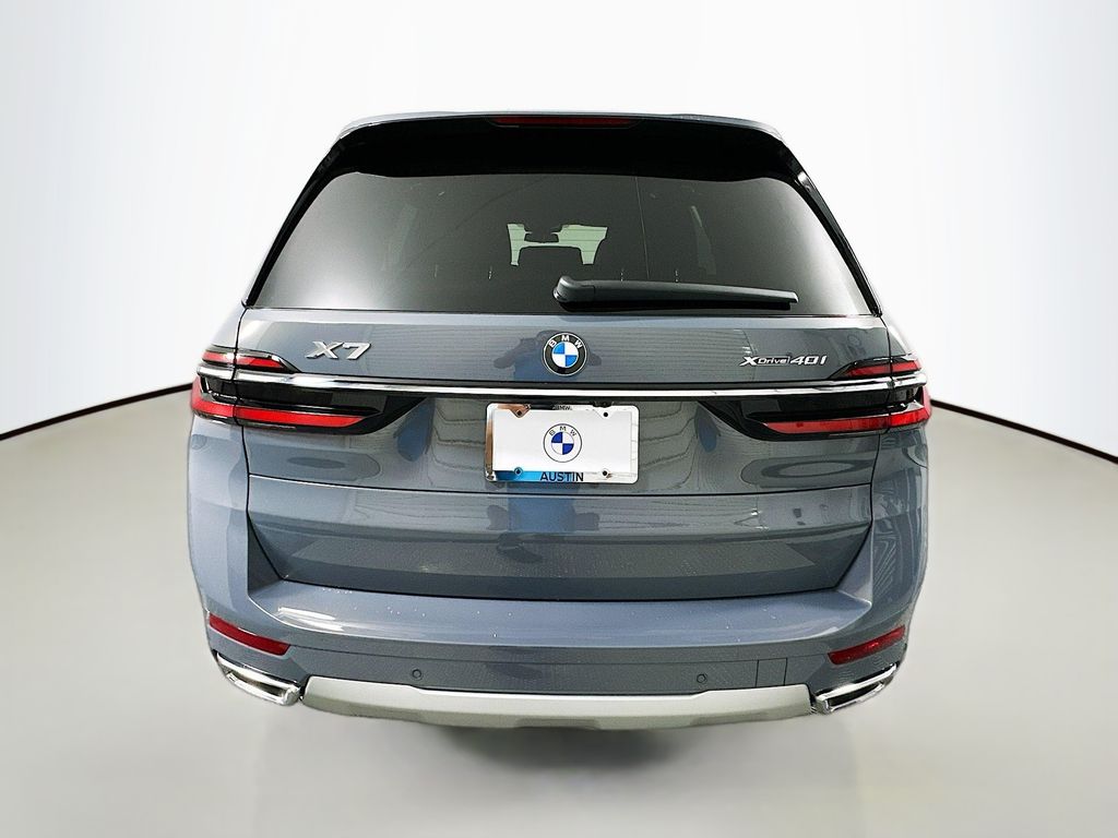 Thumbnail: 2026 BMW X7 - 6