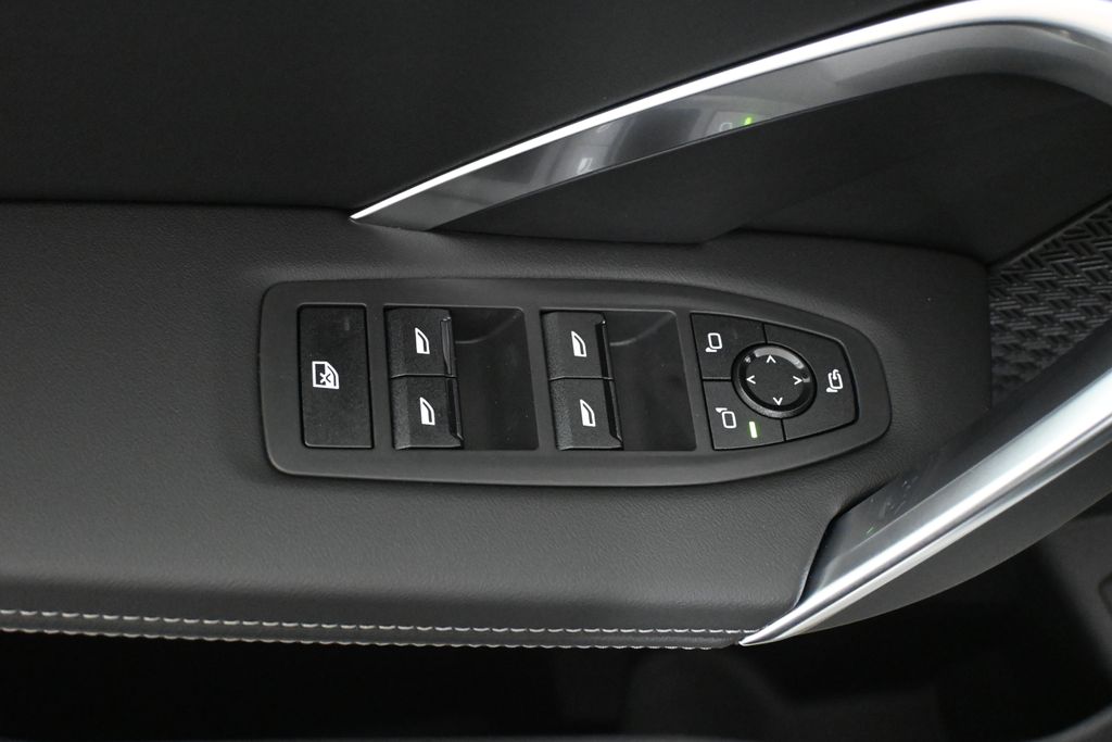 Thumbnail: 2026 BMW X1 - 30