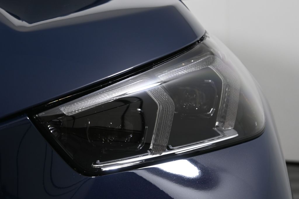 Thumbnail: 2026 BMW X1 - 11