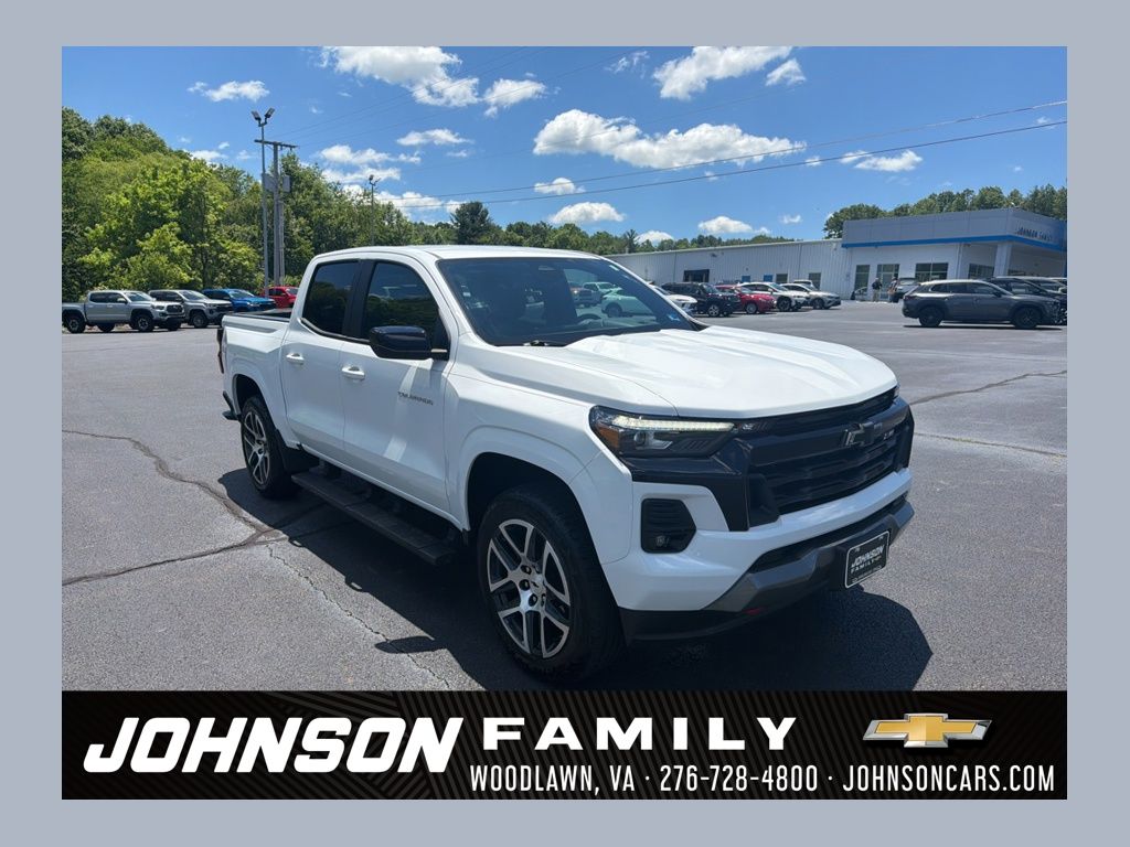 Summit White 2024 Chevrolet Colorado Z71 Crew Cab 4WD Pickup Truck Four-Wheel Drive 8-Speed Automatic