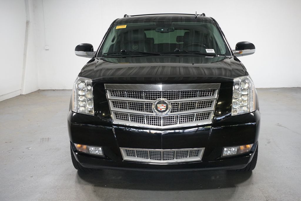 Thumbnail: 2013 Cadillac Escalade - 2