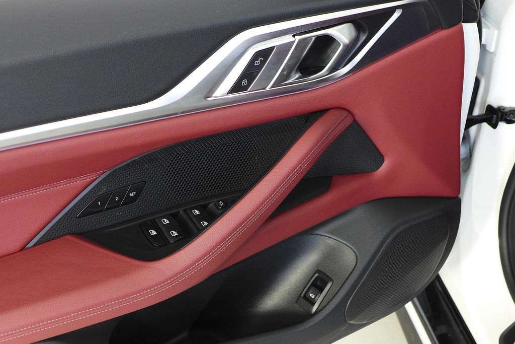 Thumbnail: 2023 BMW i4 - 12