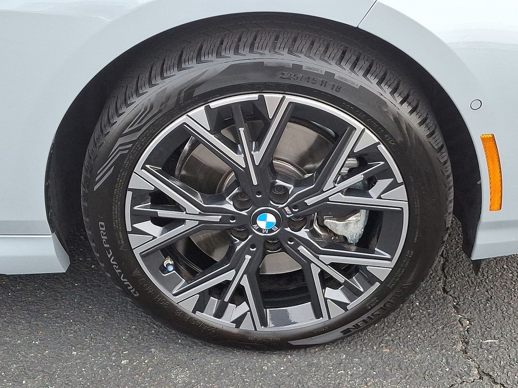 Thumbnail: 2025 BMW 2 Series - 8