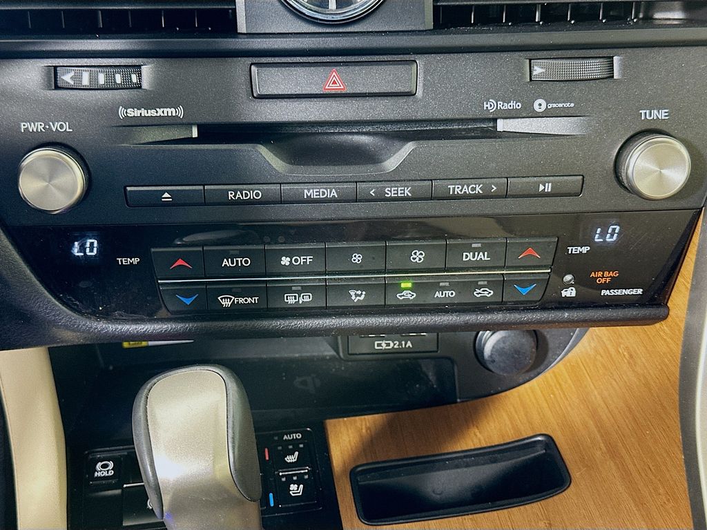 Thumbnail: 2022 Lexus RX - 16