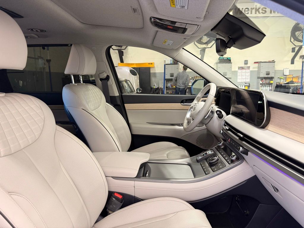 Thumbnail: 2025 Hyundai Palisade - 30