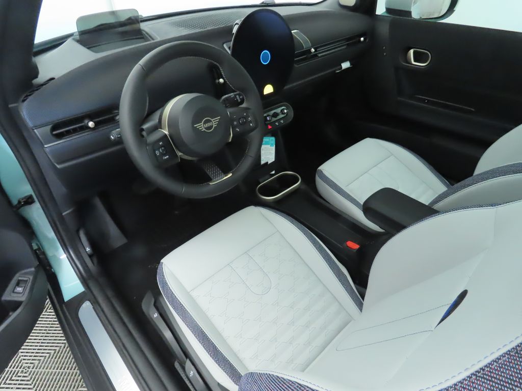 Thumbnail: 2026 MINI Cooper - 9