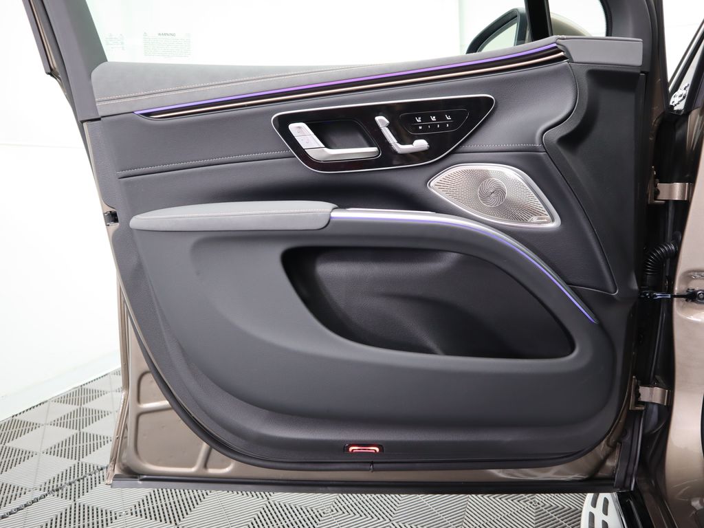 2024 Mercedes-Benz EQS 450 26
