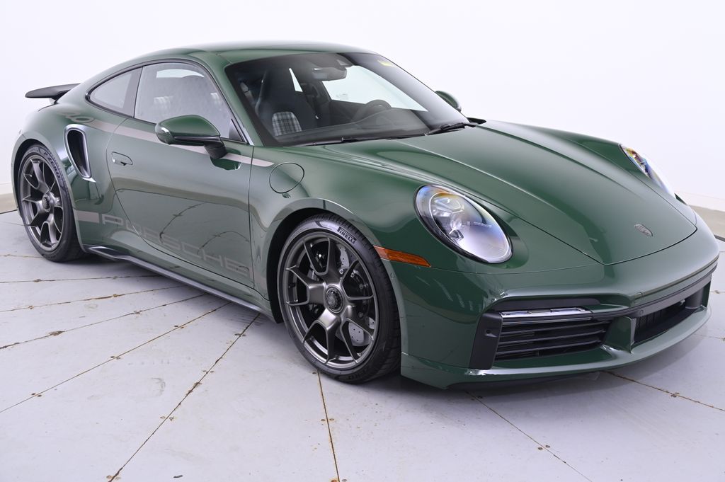 Thumbnail: 2025 Porsche 911 - 9