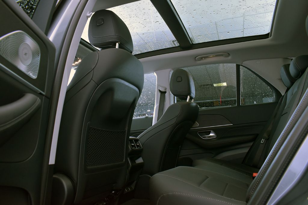 Thumbnail: 2026 Mercedes-Benz GLE - 23