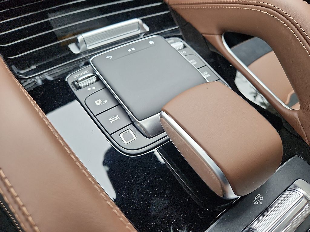 Thumbnail: 2026 Mercedes-Benz GLE - 14