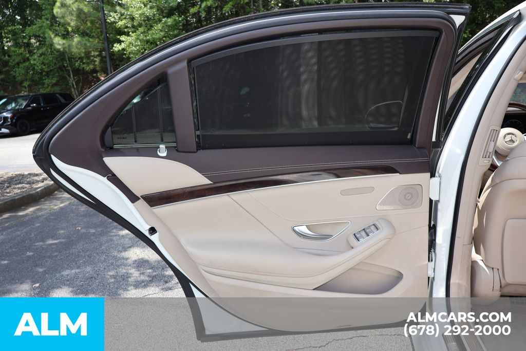 Used 2020 White Mercedes-Benz S 560 image 21