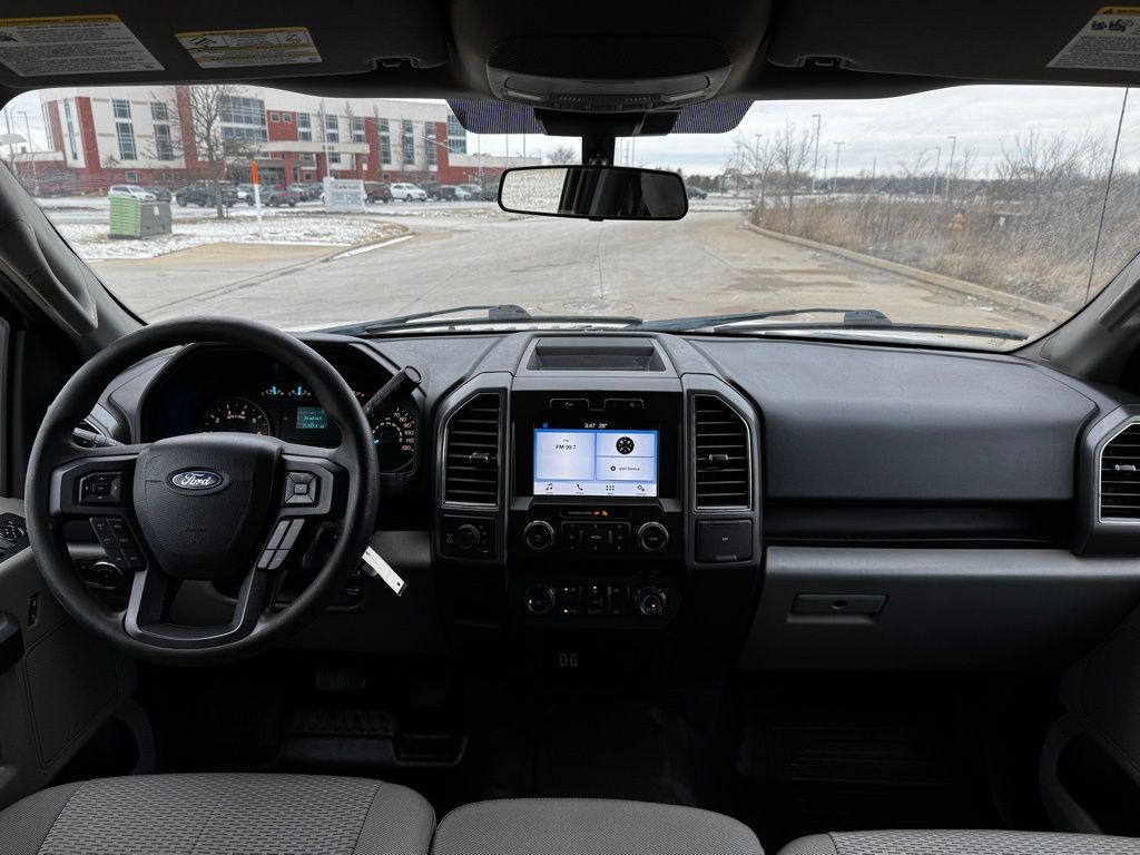 2019 Ford F-150 XLT photo
