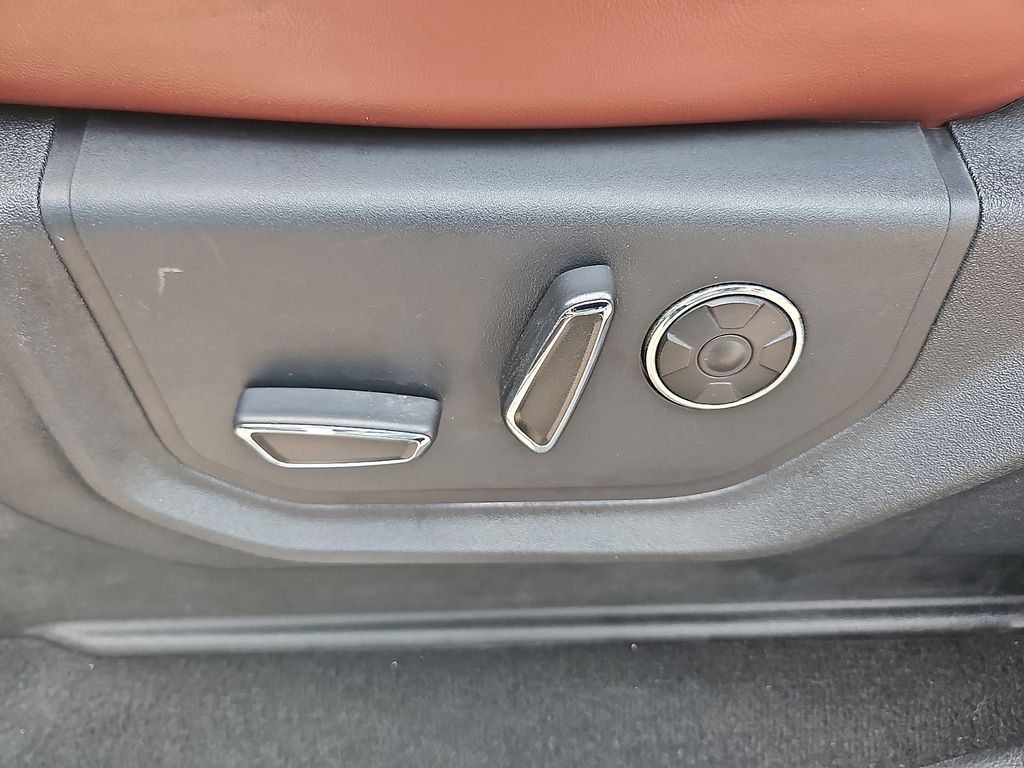 Used 2020 White Ford Platinum image 20