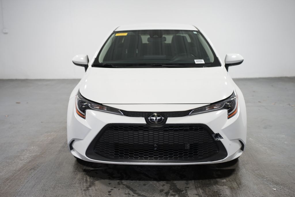 2022 Toyota Corolla LE 2