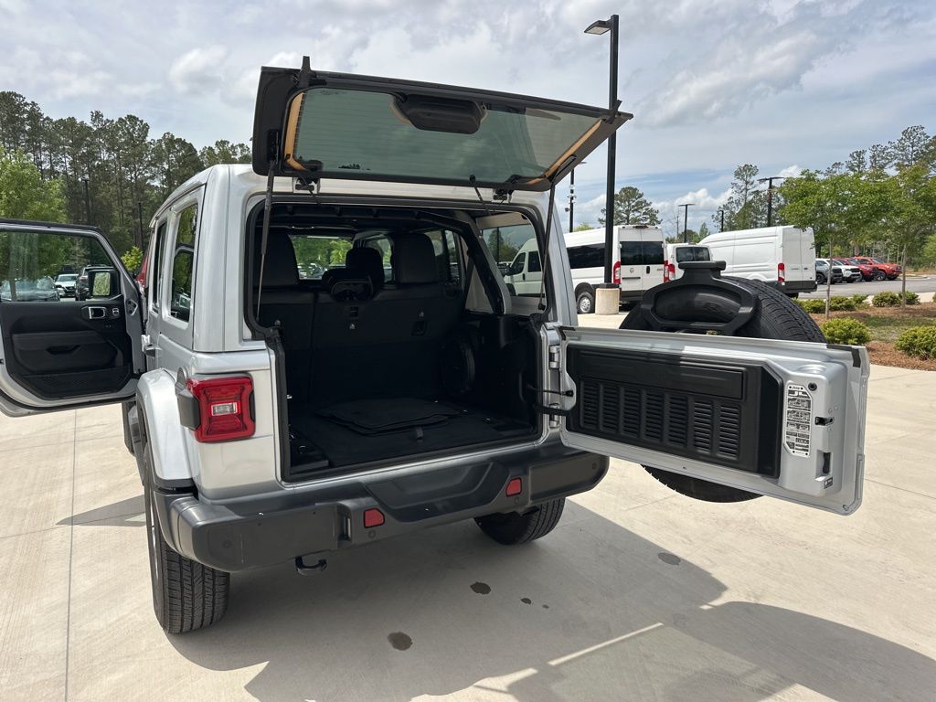 2023 Silver Zynith Clearcoat Jeep Wrangler Sahara 4X4 SUV