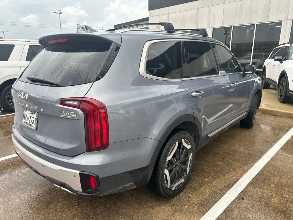 2024 Kia Telluride S Silver at Bayshore Chrysler Jeep Dodge Ram